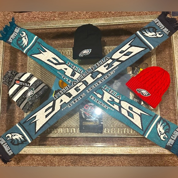 Philadelphia Eagles™️🦅ProShop GameDay Set🍁🧶🏈🧣🍁 - Picture 5 of 15